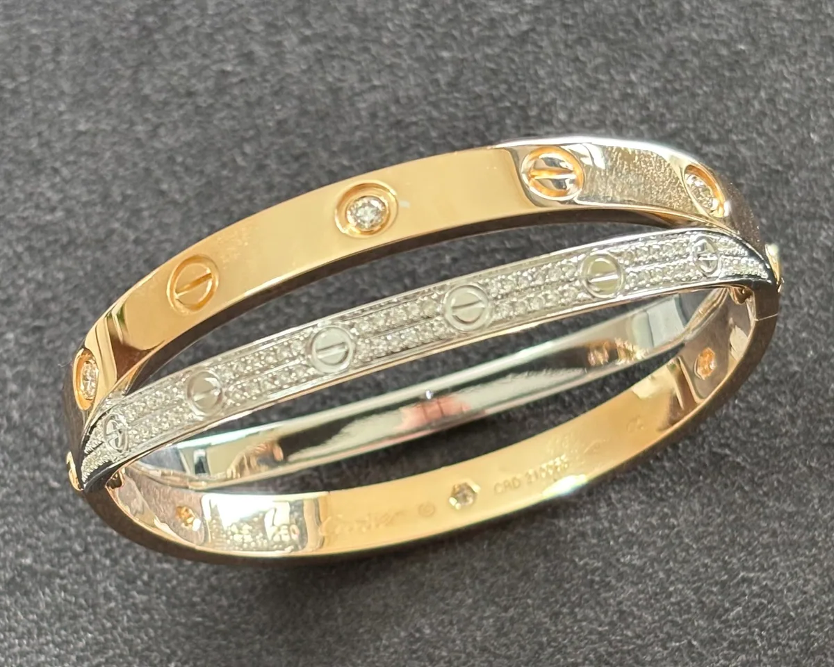 Rose gold or white gold bracelet set with laboratory-grown diamonds, 1.3 carat total