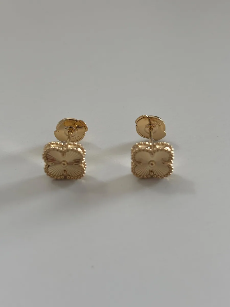 Yellow gold earrings set with natural certified stones