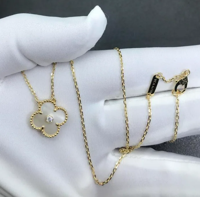 Yellow gold necklace set with natural certified stones, 0.04 carat total