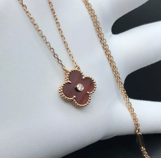 Rose gold necklace set with natural certified stones, 0.04 carat total
